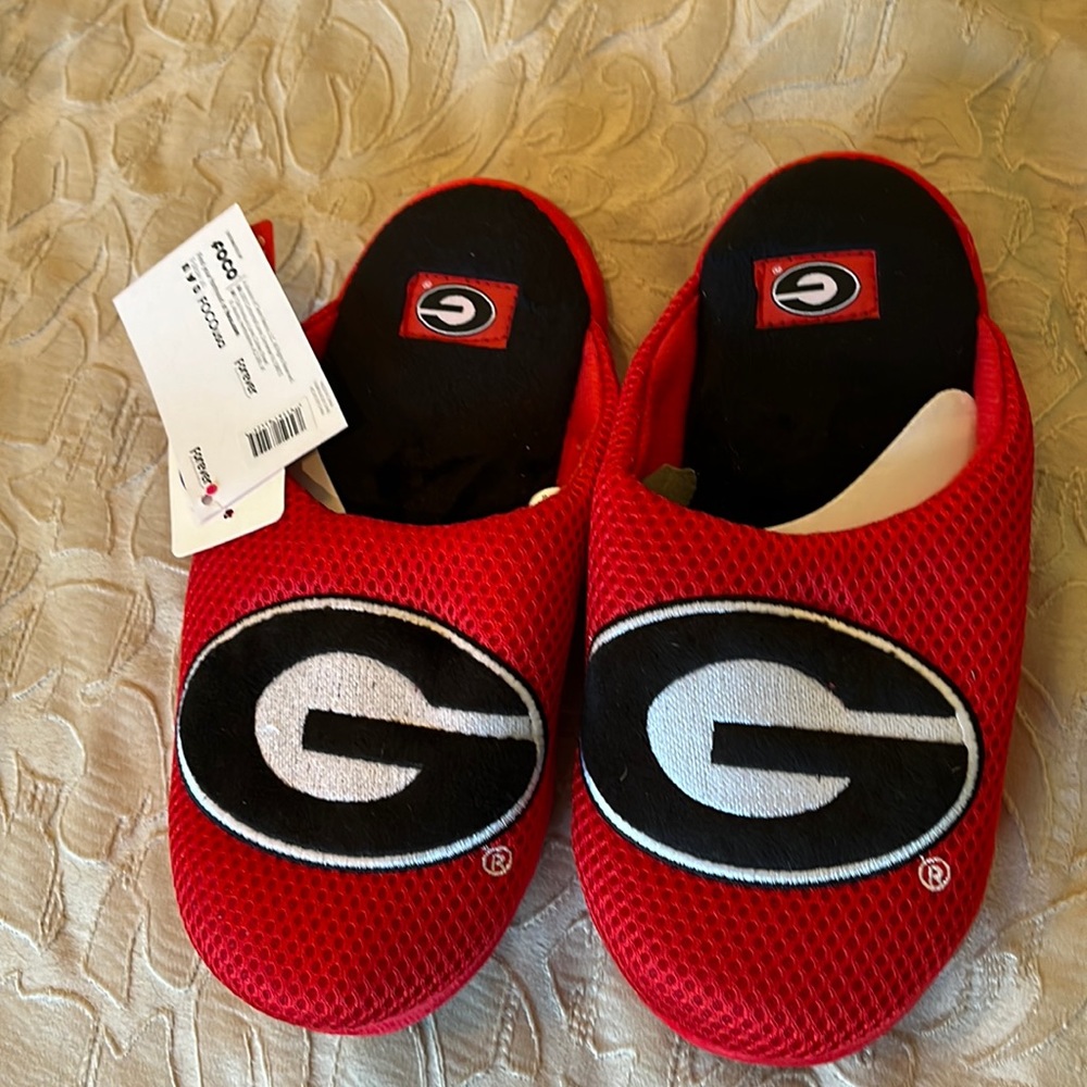 UGA brand new youth slippers